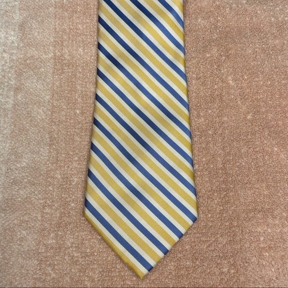 Club Room Tie 100% silk yellow blue and white - Picture 2 of 7